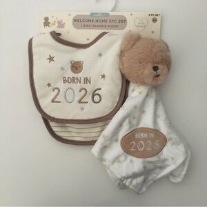 NEW Welcome Home 3-Piece Baby Set Bibs and Bear Lovey | DreamGro
